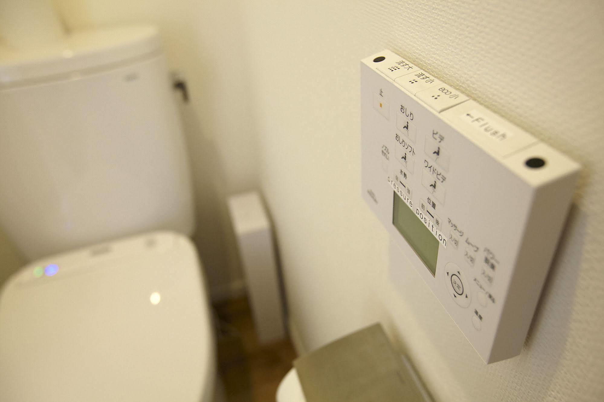 Bonfire Hostel Osaka Eksteriør billede